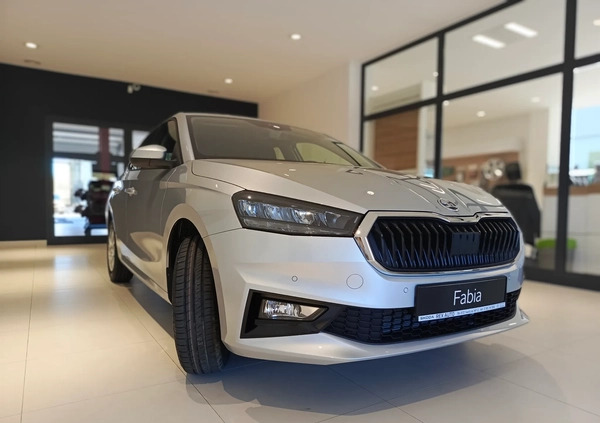 Skoda Fabia cena 93500 przebieg: 1, rok produkcji 2023 z Chełm małe 232
